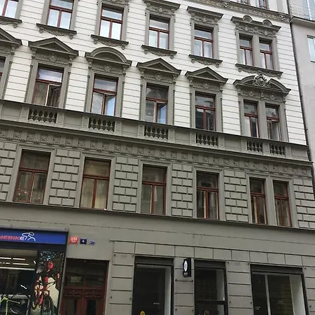 Heart Of Old Apartment Prague