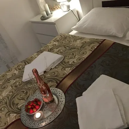 Heart Of Old Apartment Prague